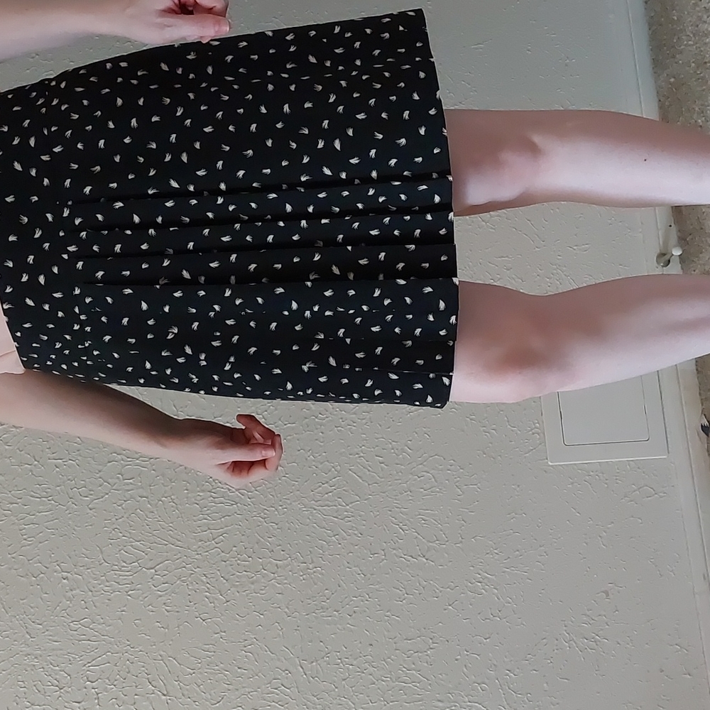 Ann Taylor loft mini skirt black with tan print